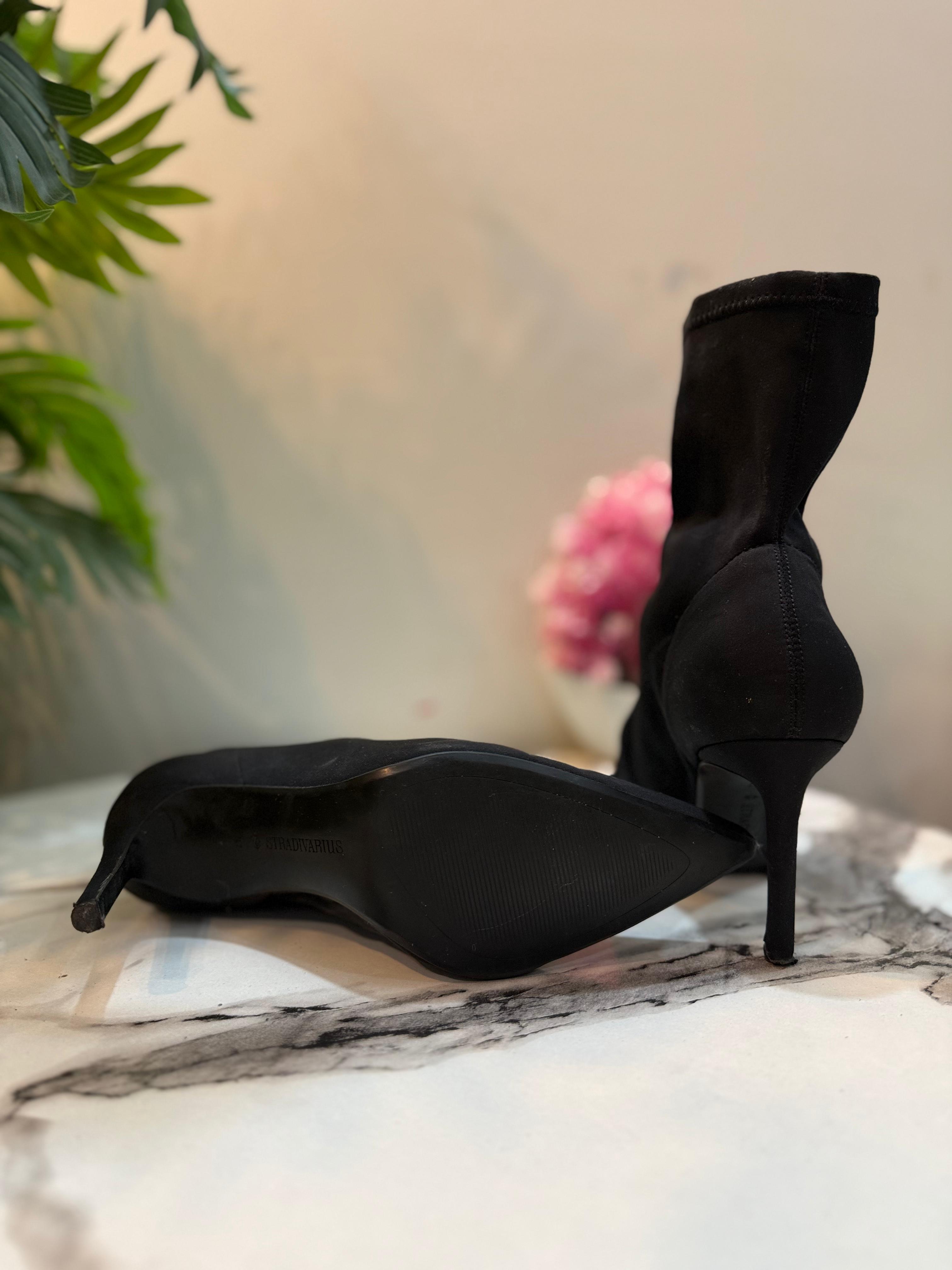 Black satin ankle boot (stradivarius)