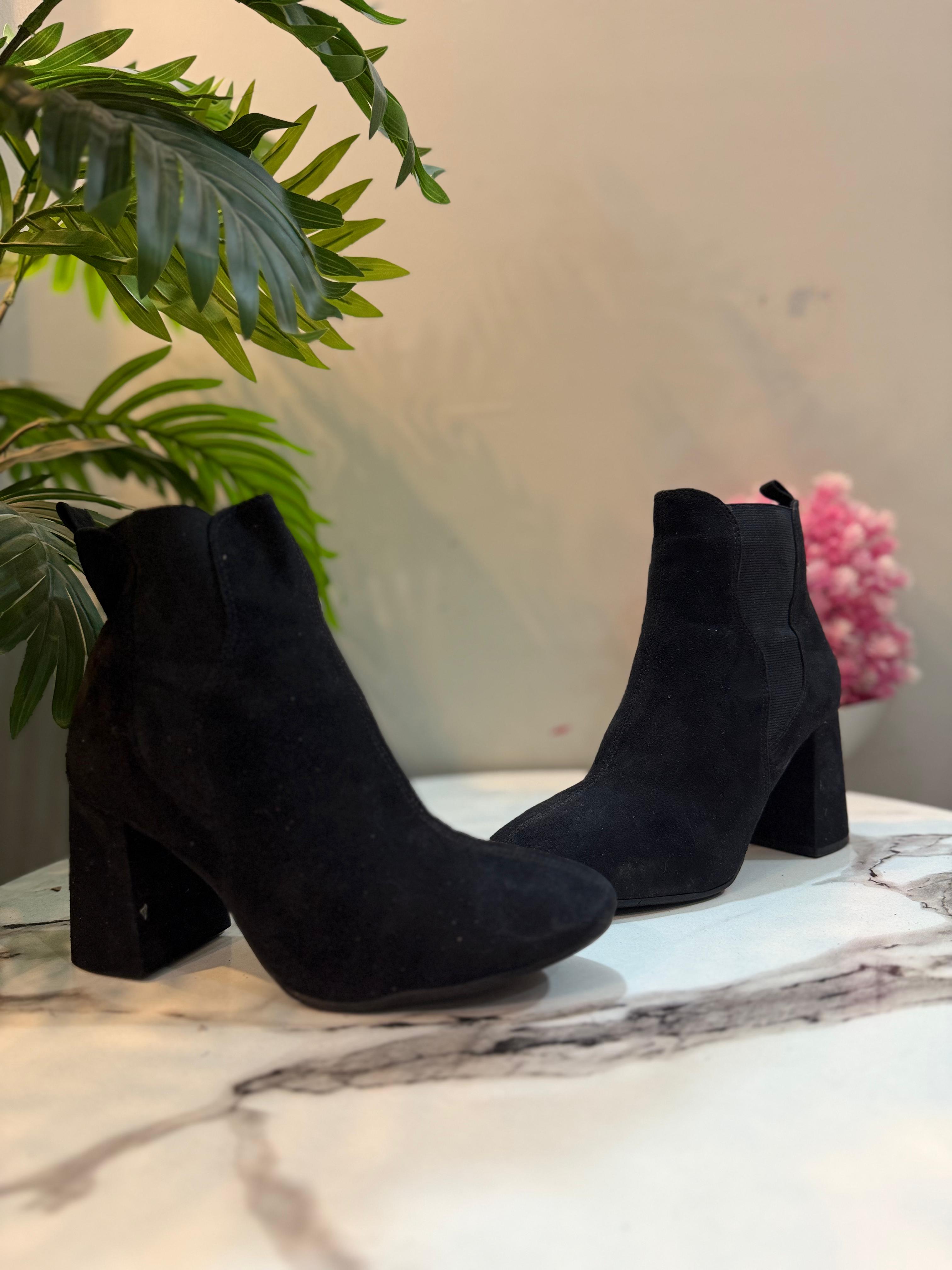 Black suede ankle boot (Europeanbrand)